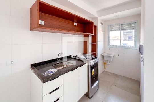 Cozinha de apartamento para alugar com 1 quarto, 29m² em Jardim Angela (zona Leste), São Paulo