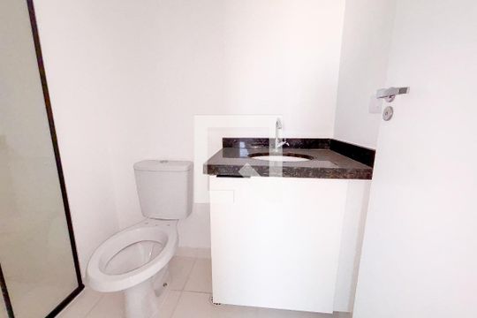 Suíte Banheiro de apartamento para alugar com 1 quarto, 29m² em Jardim Angela (zona Leste), São Paulo