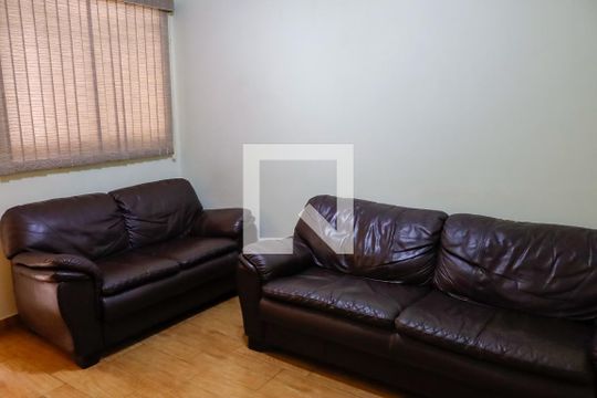 Sala de casa para alugar com 4 quartos, 350m² em Novo Osasco, Osasco