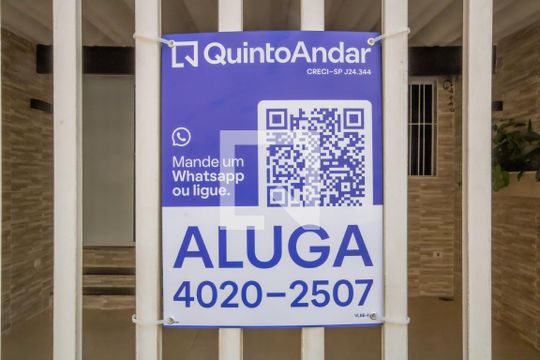 Placa de casa para alugar com 1 quarto, 80m² em Santo Antônio, Osasco