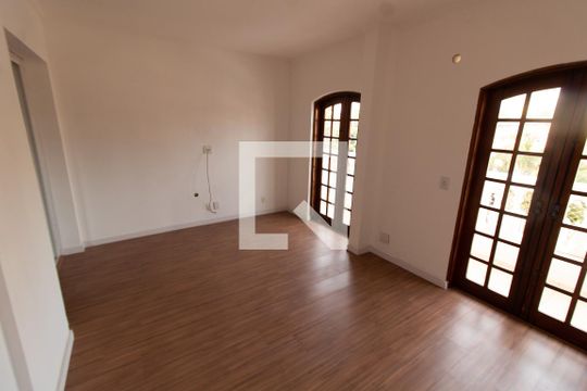 Sala de TV de apartamento para alugar com 3 quartos, 200m² em Jardim Chapadão, Campinas
