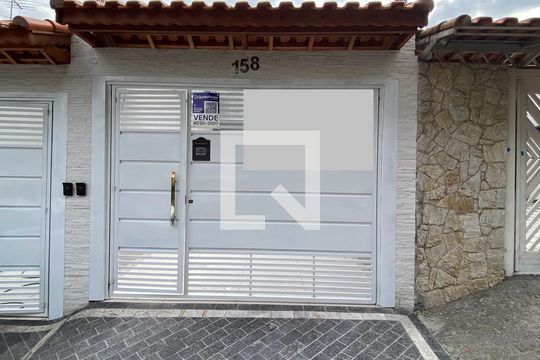 Fachada + placa de casa à venda com 3 quartos, 135m² em Vila Matilde, São Paulo