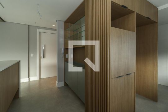 Cozinha de apartamento à venda com 3 quartos, 129m² em Petrópolis, Porto Alegre