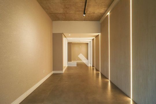 Hall de entrada de apartamento à venda com 3 quartos, 129m² em Petrópolis, Porto Alegre