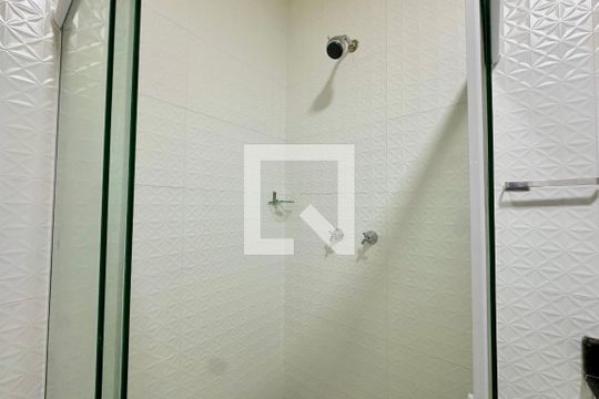 Banheiro de kitnet/studio à venda com 1 quarto, 33m² em Laranjeiras, Rio de Janeiro