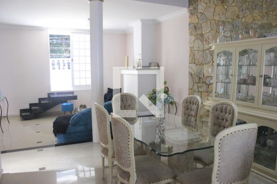 Casa à venda com 5 quartos, 306m² em Jardim Santa Clara, Guarulhos