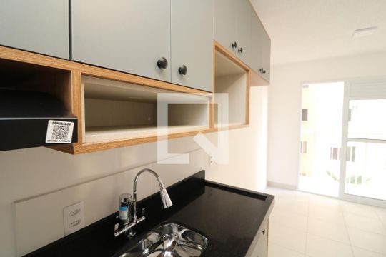 Cozinha de apartamento à venda com 2 quartos, 40m² em Vila Graciosa, São Paulo