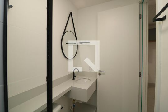 Banheiro de apartamento à venda com 2 quartos, 40m² em Vila Graciosa, São Paulo