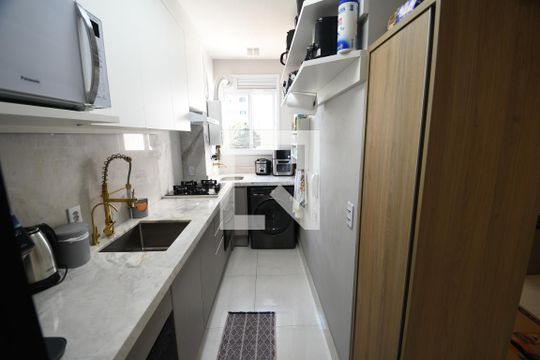 Cozinha de apartamento à venda com 2 quartos, 56m² em Bonfim, Campinas