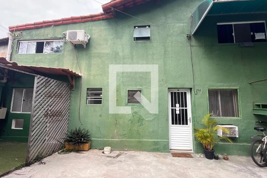 Fachada de kitnet/studio para alugar com 1 quarto, 35m² em Recreio dos Bandeirantes, Rio de Janeiro