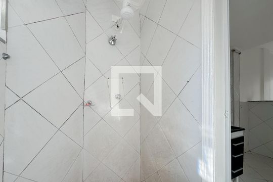 Banheiro de apartamento à venda com 1 quarto, 38m² em Liberdade, São Paulo