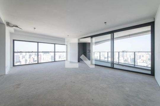 Apartamento à venda com 3 quartos, 152m² em Vila Olímpia, São Paulo