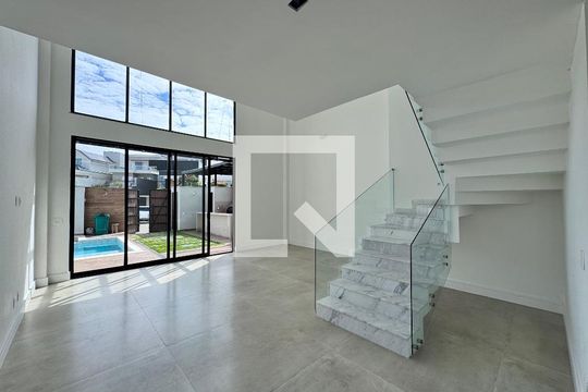 Apartamento à venda com 5 quartos, 475m² em Vargem Grande, Rio de Janeiro