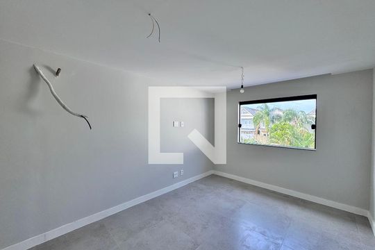 Suíte 1 de casa de condomínio à venda com 4 quartos, 420m² em Vargem Grande, Rio de Janeiro