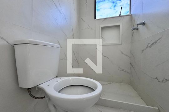 Banheiro Social de casa de condomínio à venda com 4 quartos, 420m² em Vargem Grande, Rio de Janeiro