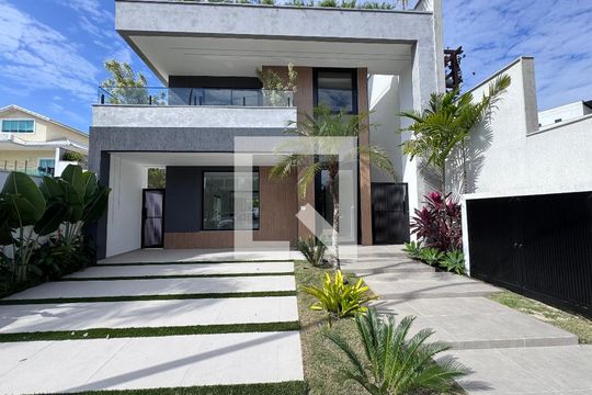Fachada de casa de condomínio à venda com 4 quartos, 420m² em Vargem Grande, Rio de Janeiro