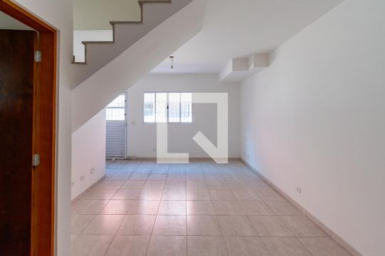 Sala de casa de condomínio à venda com 2 quartos, 75m² em Conjunto Residencial Jardim Canaa, São Paulo
