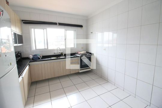 Cozinha de casa à venda com 3 quartos, 199m² em Vila Campesina, Osasco
