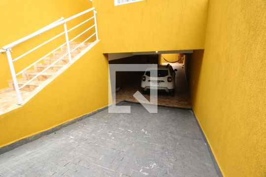 Garagem de casa à venda com 3 quartos, 199m² em Vila Campesina, Osasco
