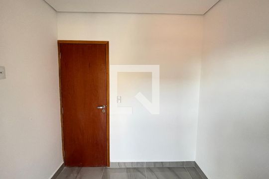 Suite 2 de casa à venda com 2 quartos, 70m² em Vila Alto de Santo Andre, Santo André