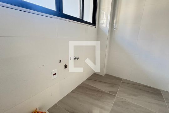 Sala/Cozinha de casa à venda com 2 quartos, 70m² em Vila Alto de Santo Andre, Santo André