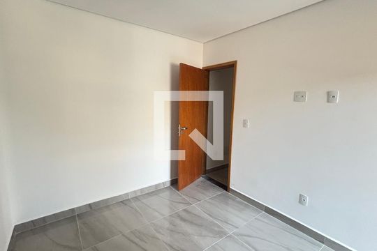 Suite 1 de casa à venda com 2 quartos, 70m² em Vila Alto de Santo Andre, Santo André
