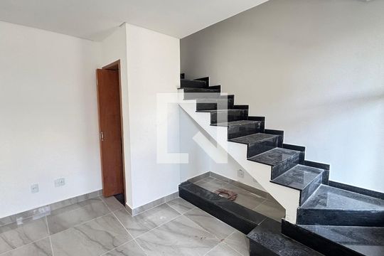 Sala/Cozinha de casa à venda com 2 quartos, 70m² em Vila Alto de Santo Andre, Santo André