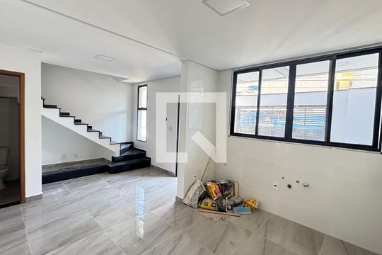 Sala/Cozinha de casa à venda com 2 quartos, 70m² em Vila Alto de Santo Andre, Santo André