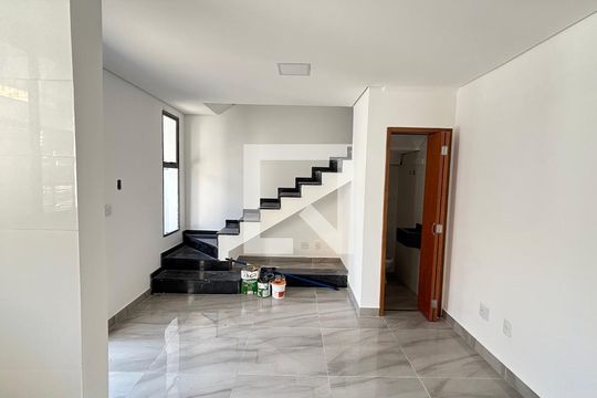 Sala de casa à venda com 2 quartos, 70m² em Vila Alto de Santo Andre, Santo André
