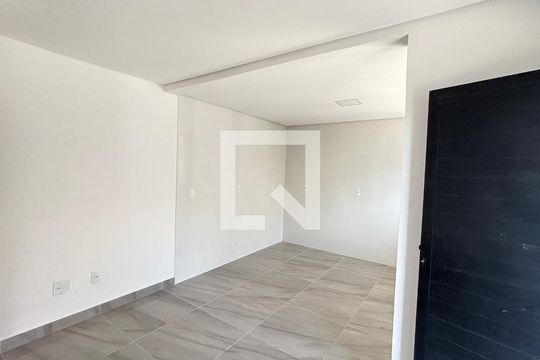 Sala de casa à venda com 2 quartos, 70m² em Vila Alto de Santo Andre, Santo André
