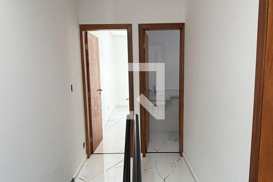 Corredor de casa à venda com 3 quartos, 95m² em Jardim Utinga, Santo André