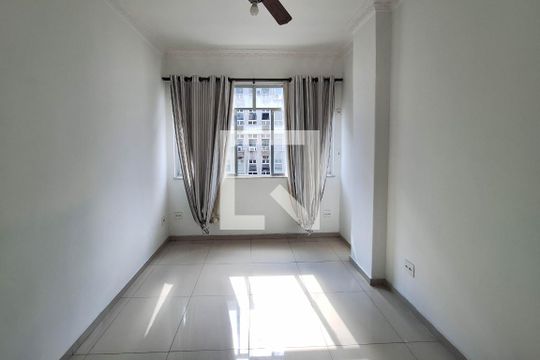 Studio de kitnet/studio para alugar com 1 quarto, 34m² em Centro, Niterói