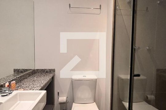 Banheiro de kitnet/studio à venda com 1 quarto, 26m² em Moema, São Paulo