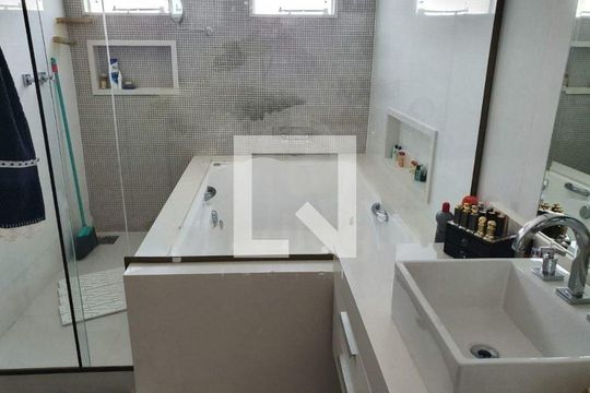 Casa à venda com 5 quartos, 308m² em Recreio dos Bandeirantes, Rio de Janeiro