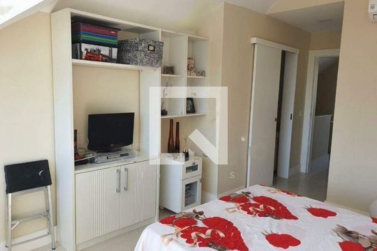 Casa à venda com 5 quartos, 308m² em Recreio dos Bandeirantes, Rio de Janeiro