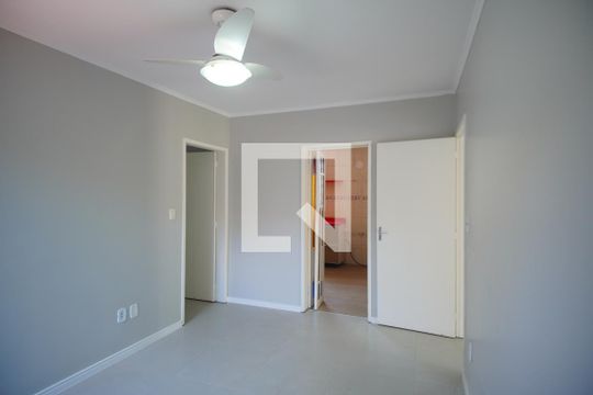 Sala 3 de casa à venda com 5 quartos, 400m² em Chácara das Pedras, Porto Alegre