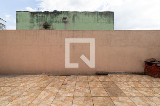 Vista Cozinha de casa para alugar com 1 quarto, 42m² em Jardim Santa Teresinha, São Paulo