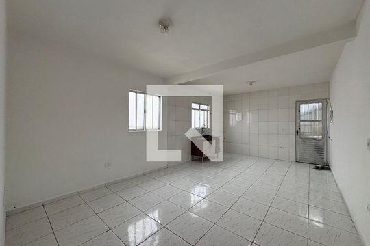 Sala de casa à venda com 5 quartos, 264m² em Vila Sao Pedro, Santo André