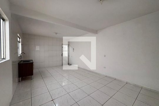 Sala de casa à venda com 5 quartos, 264m² em Vila Sao Pedro, Santo André