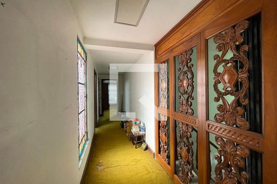 Corredor de casa à venda com 3 quartos, 300m² em Tijuca, Rio de Janeiro