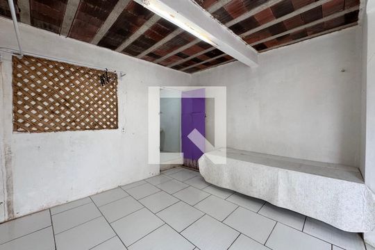 Sala/Quarto de casa para alugar com 1 quarto, 24m² em Scharlau, São Leopoldo