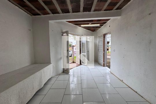 Casa para alugar com 1 quarto, 24m² em Scharlau, São Leopoldo