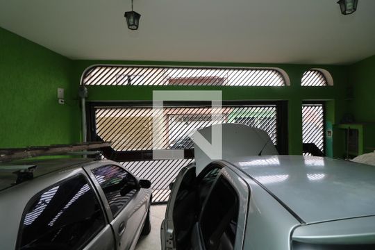 Garagem de casa para alugar com 2 quartos, 180m² em Cidade São Mateus, São Paulo