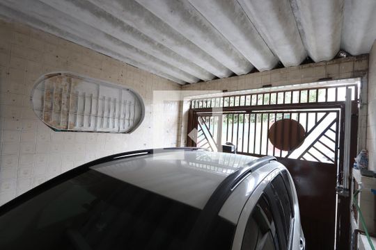 Garagem de casa à venda com 2 quartos, 72m² em Jardim Independência (são Paulo), São Paulo
