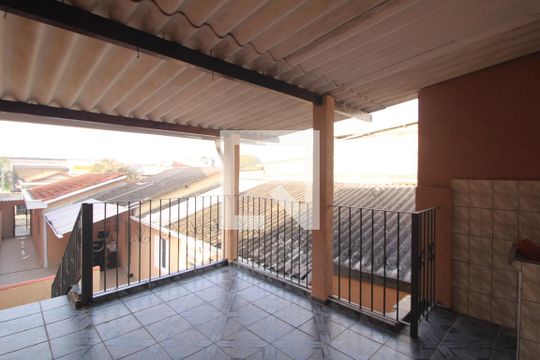 Terraço de casa à venda com 4 quartos, 248m² em Vila Arriete, São Paulo