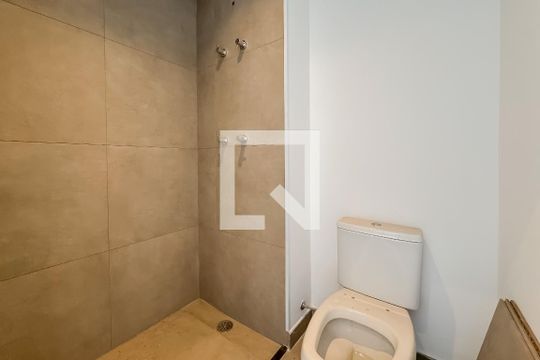 Banheiro de apartamento à venda com 1 quarto, 14m² em Vila Clementino, São Paulo