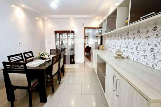 Cozinha de casa à venda com 3 quartos, 200m² em Vila Nivi, São Paulo