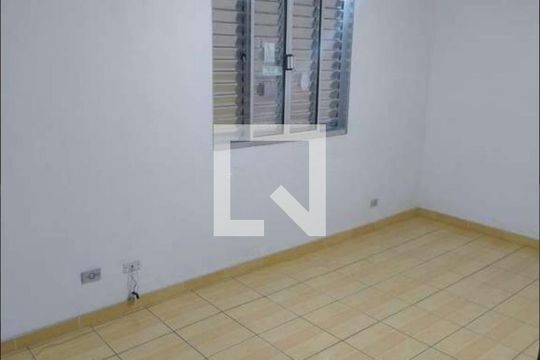 Quarto de casa à venda com NaN quartos, m² em Vila Nivi, São Paulo
