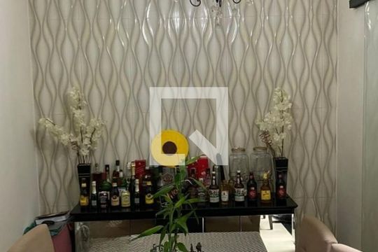 Casa à venda com 2 quartos, 250m² em Vila Nivi, São Paulo