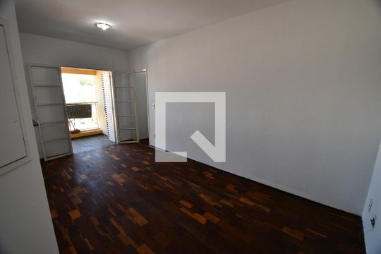 Sala de apartamento para alugar com 2 quartos, 150m² em Jardim Flamboyant, Campinas
